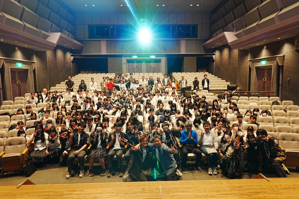 会場での集合写真